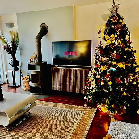 Roseberry Cottage - Lower Mill Estate Somerford Keynes ภายนอก รูปภาพ