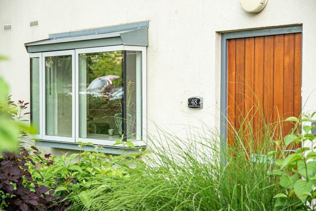 Roseberry Cottage - Lower Mill Estate Somerford Keynes ภายนอก รูปภาพ