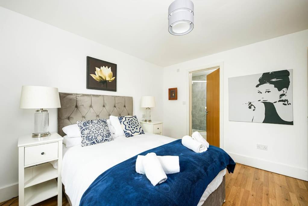 Roseberry Cottage - Lower Mill Estate Somerford Keynes ภายนอก รูปภาพ