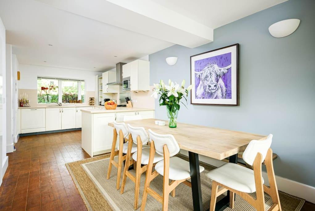 Roseberry Cottage - Lower Mill Estate Somerford Keynes ภายนอก รูปภาพ